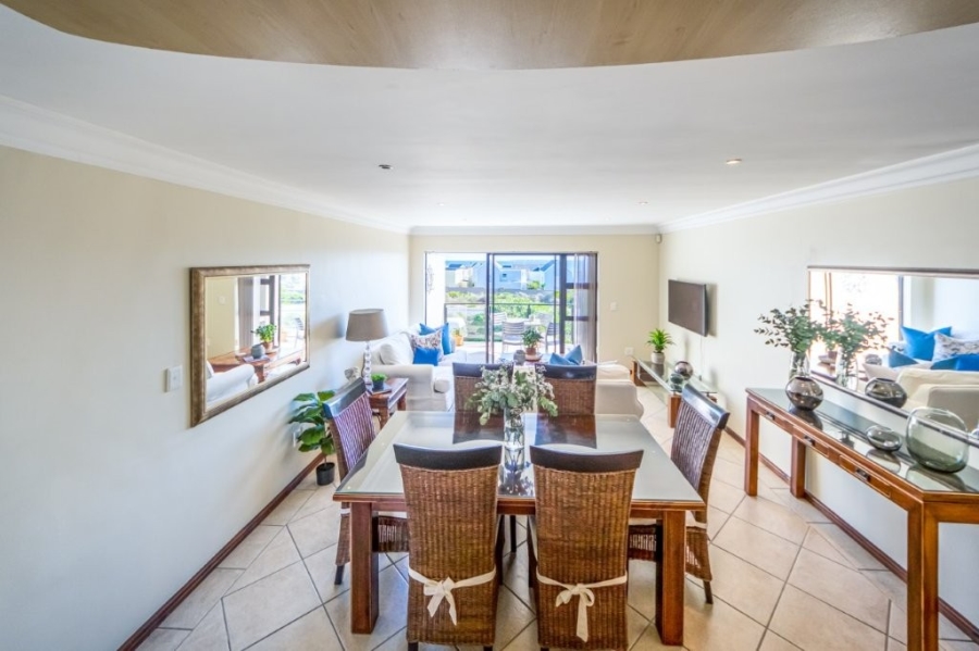 To Let 2 Bedroom Property for Rent in Big Bay Western Cape